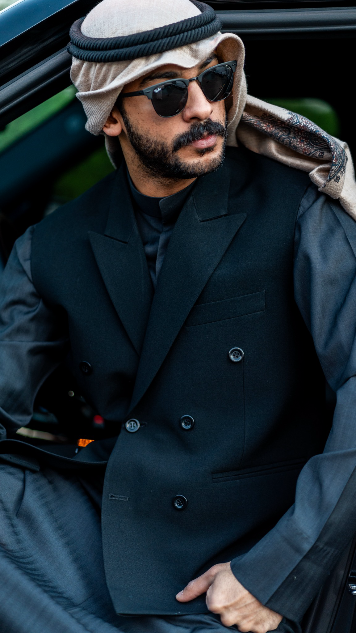 Amalfi Vest (Black) 2024