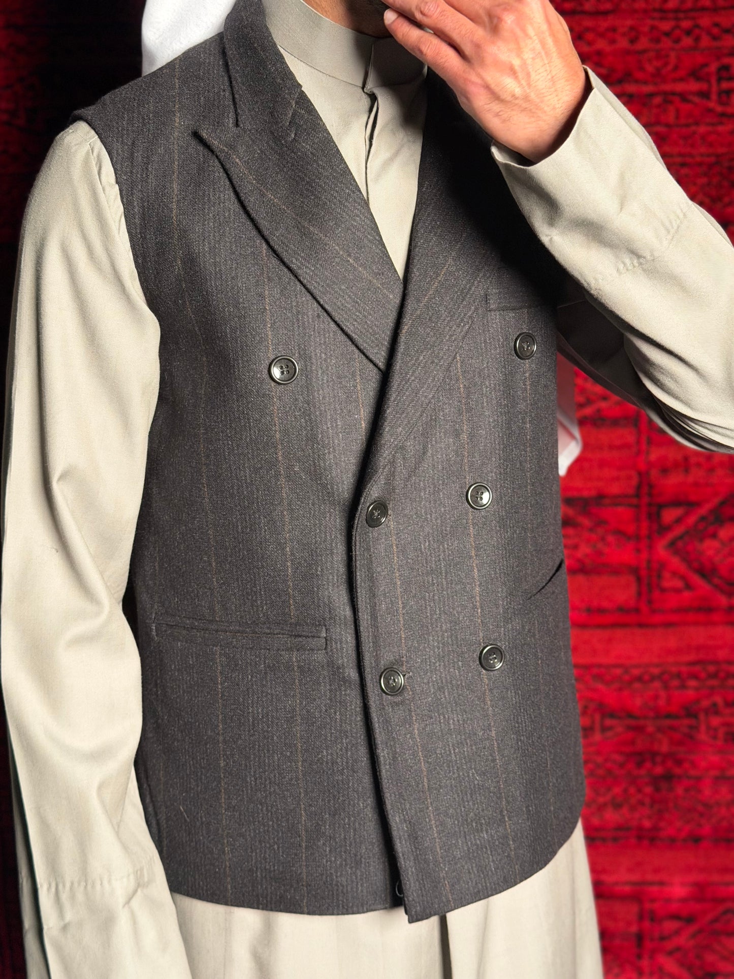 Amalfi Vest (Black) 2025